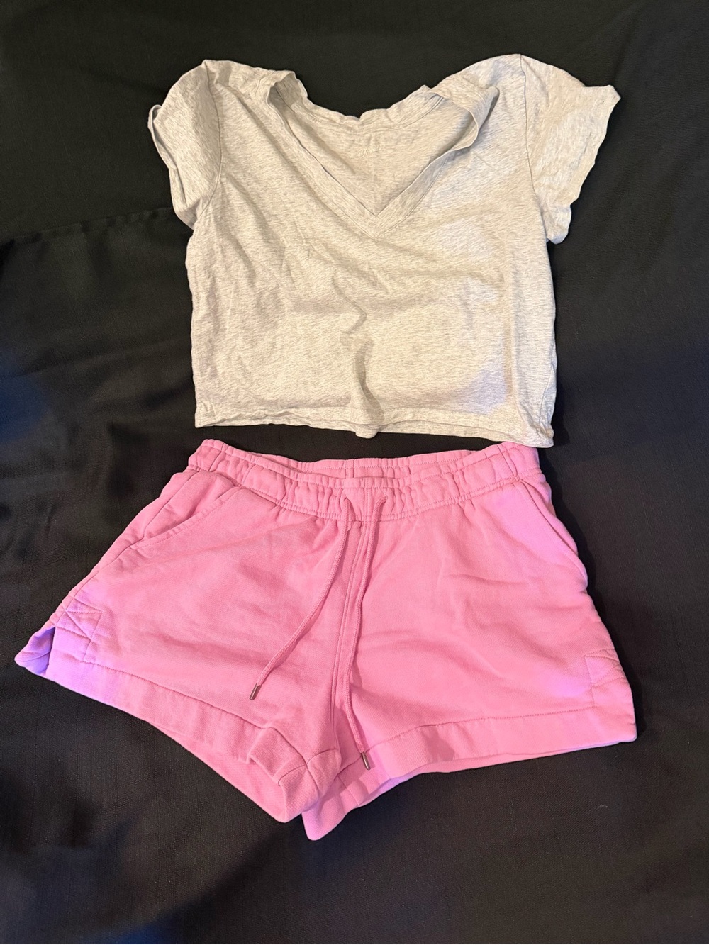 Universal Thread Ash V Neck Shirt & Pink Drawstring Lounge Shorts Set